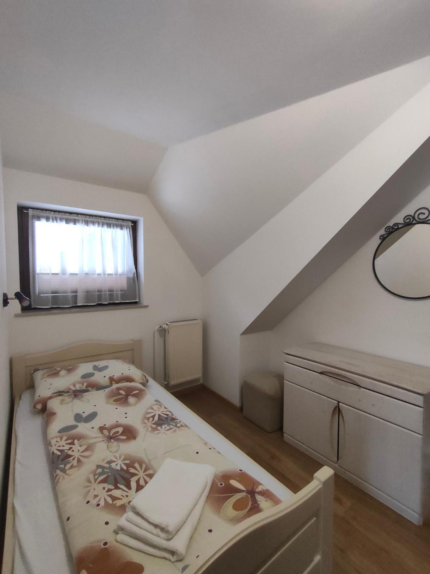 Bed & Breakfast Hisa Resje Bohinj Habitación foto