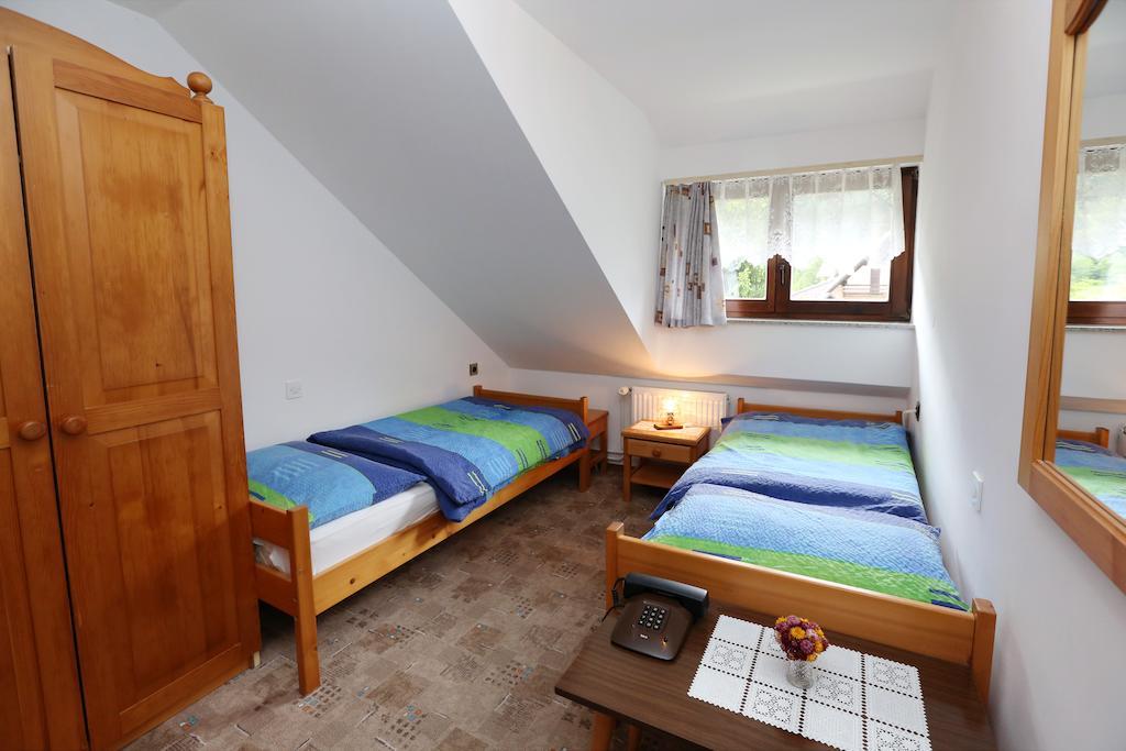Bed & Breakfast Hisa Resje Bohinj Habitación foto