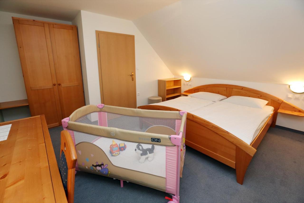 Bed & Breakfast Hisa Resje Bohinj Habitación foto