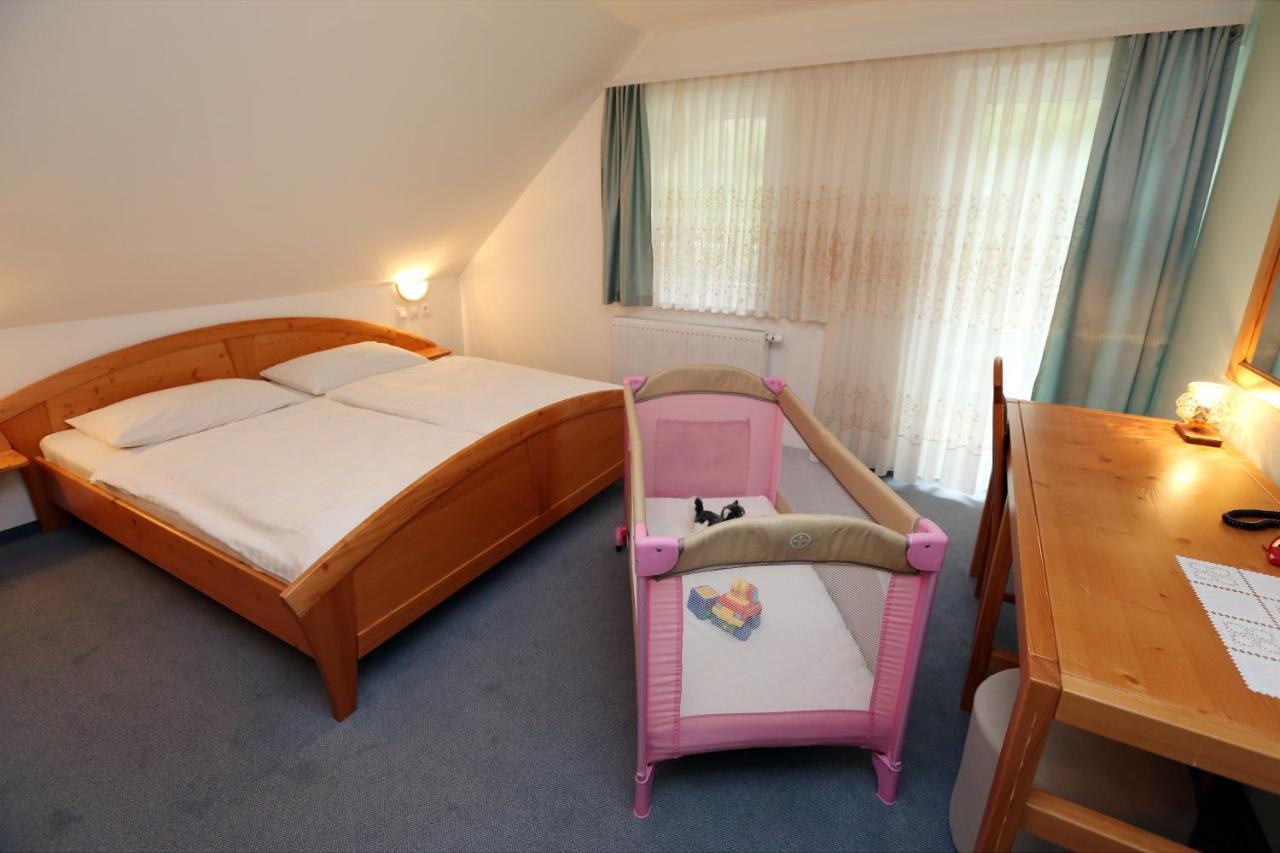 Bed & Breakfast Hisa Resje Bohinj Habitación foto